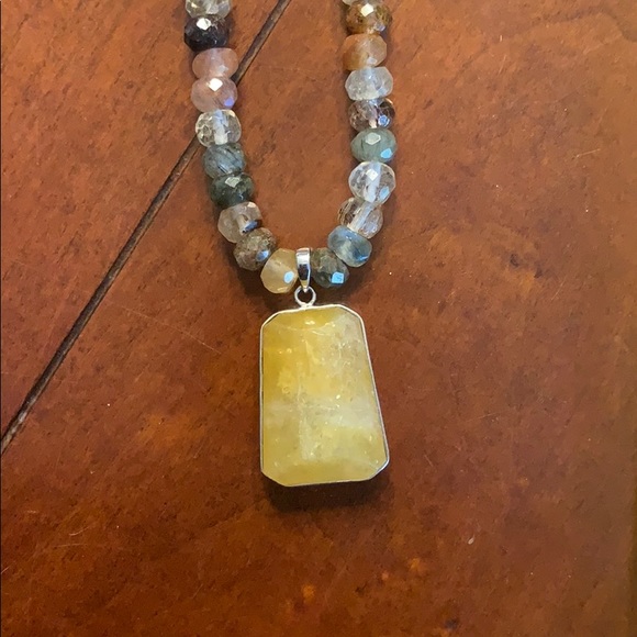 Handmade necklace - Picture 1 of 4